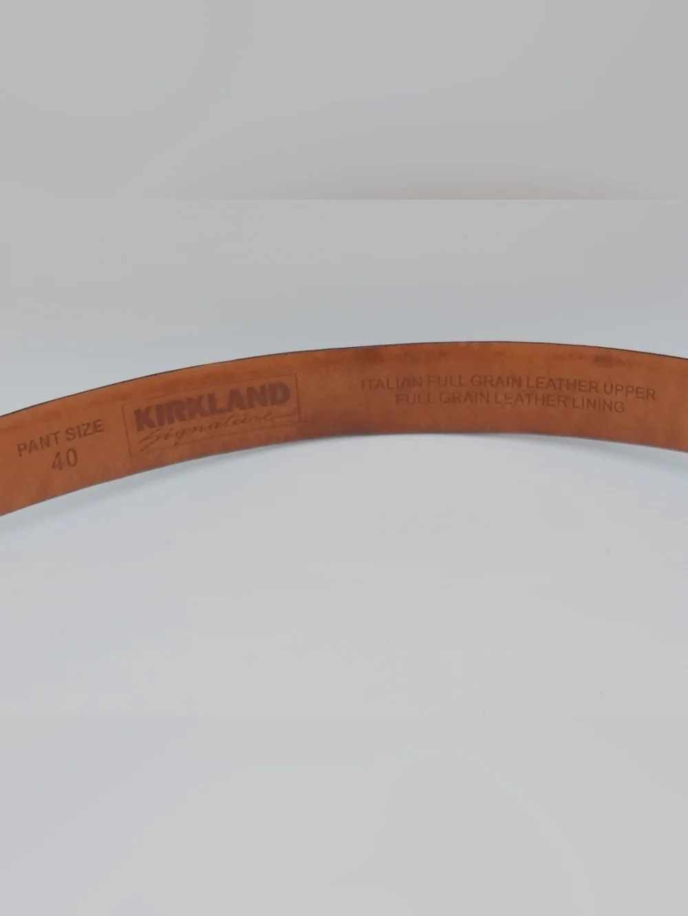 Kirkland Signature Sz 42 Men's Black Leather Dress Belt